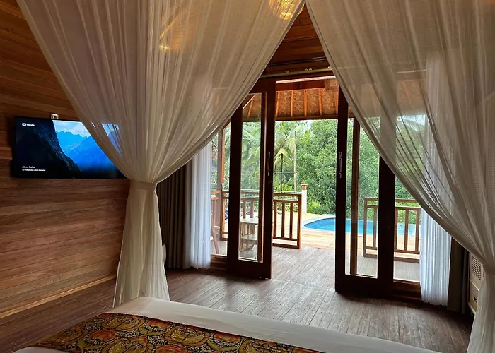 Uma Swari Villa *
