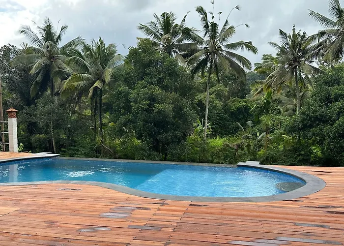 Uma Swari Villa *