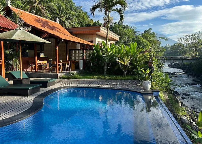 Villa Uma Swari *